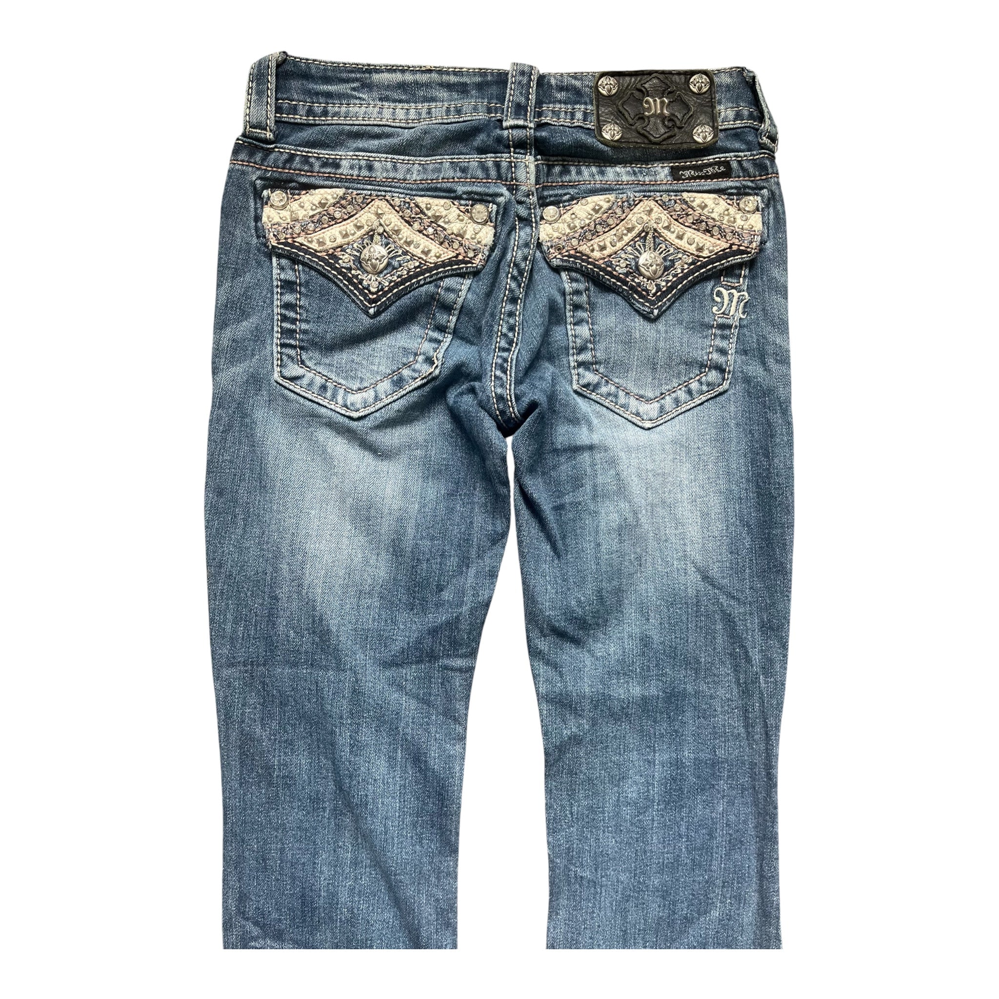 Miss Me Low Rise Bootcut Jeans mit besonderem Muster